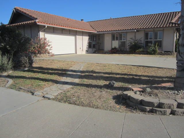 402 E Evergreen Avenue, Santa Maria, CA 93454