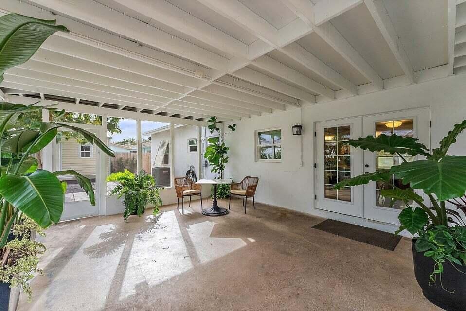 513 E Whitney Drive, Jupiter, FL 33458