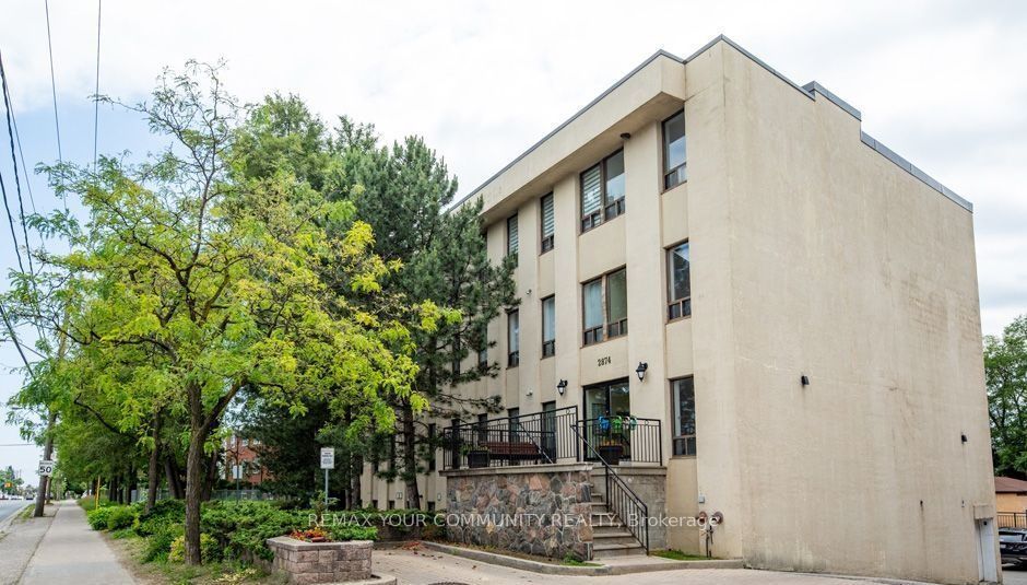 2874 Keele Street 405, Toronto W05, ON M3M 3C4