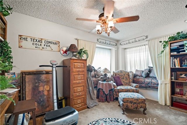 6016 E Texas Bakersfield, CA 93307