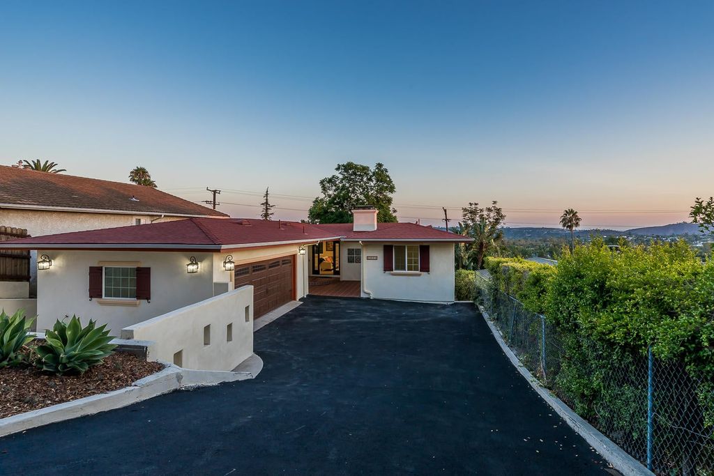 2941 Glen Albyn Drive, Santa Barbara, CA 93105