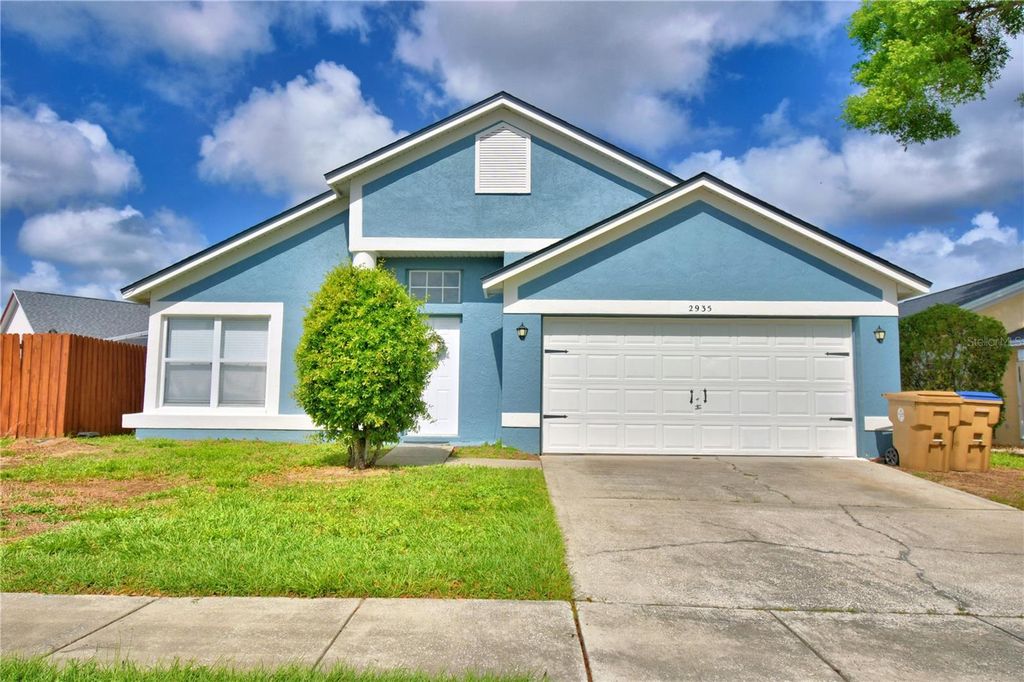 2935 Dickens Circle, Kissimmee, FL 34747