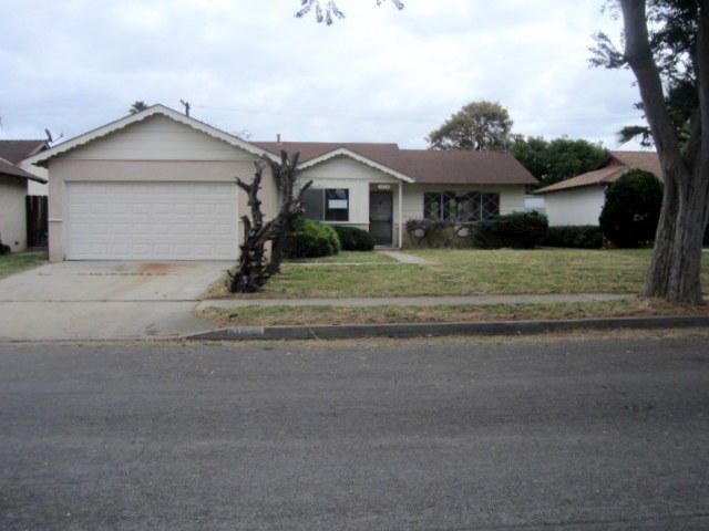 1024 N Daisy Street, Lompoc, CA 93436