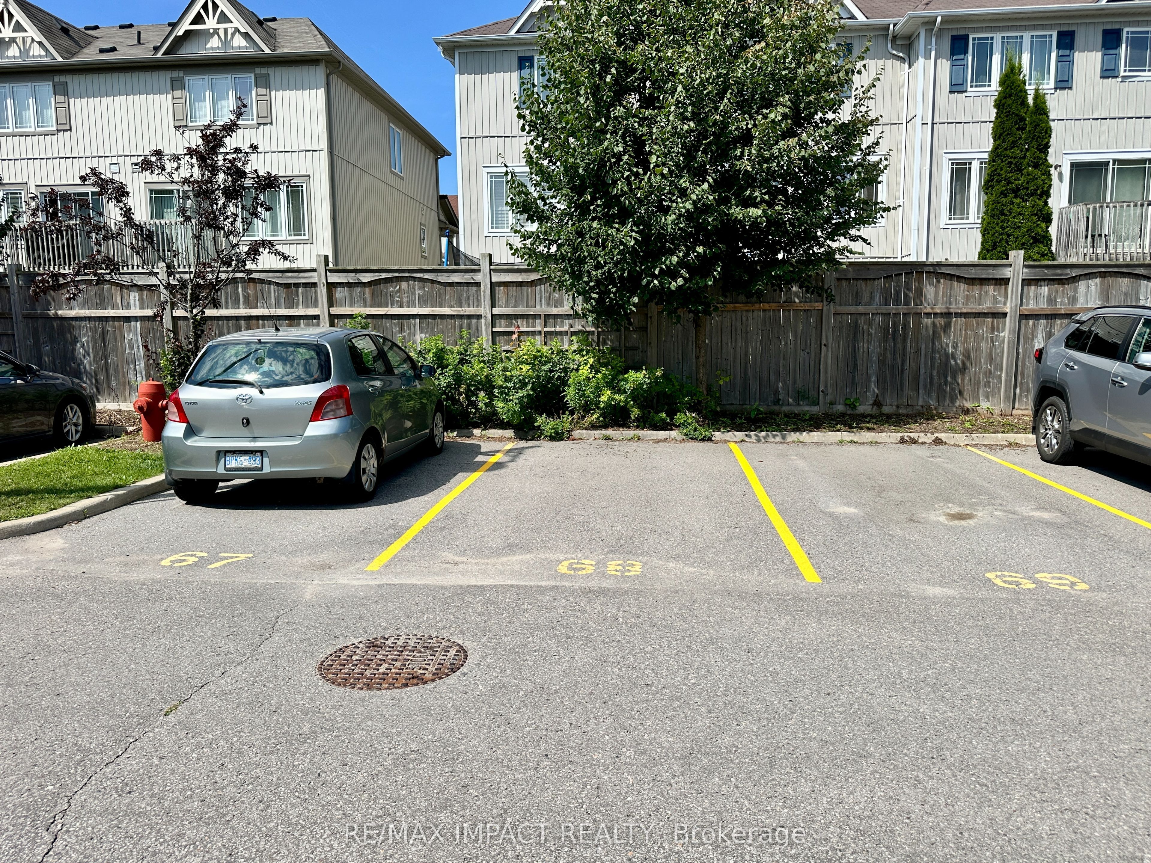 Sidney Unit #104, Clarington, ON L1C 0C6