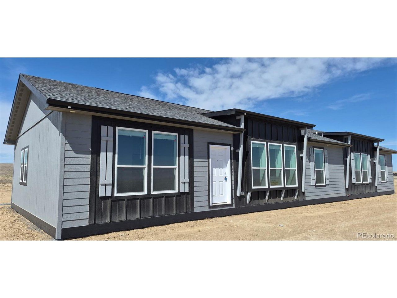 5003 Pass Me By Strasburg, CO 80136