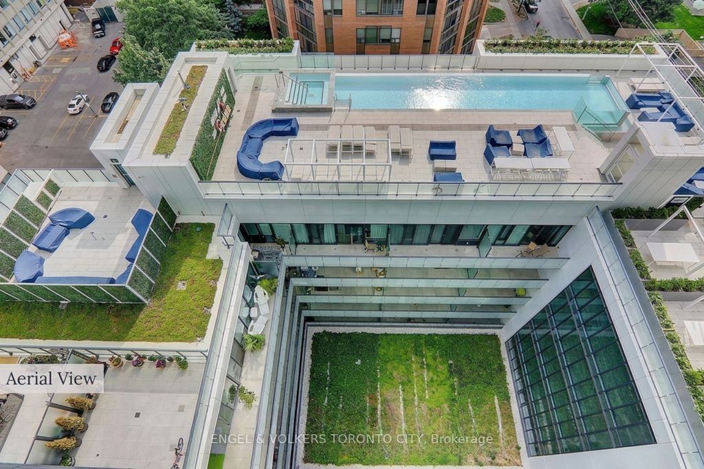 161 Roehampton Avenue 4211, Toronto C10, ON M4P 1P9