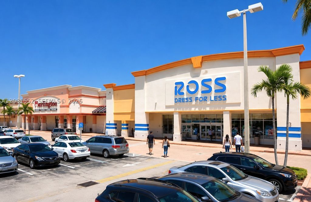 301 NE 14th Ave 307, Hallandale Beach, FL 33009