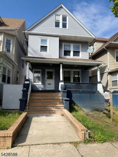 52 Clifford St, East Orange City, NJ 07018-1947
