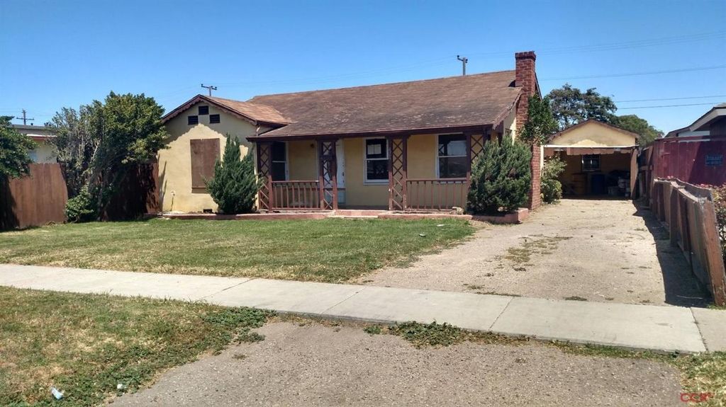 424 N L Street, Lompoc, CA 93436