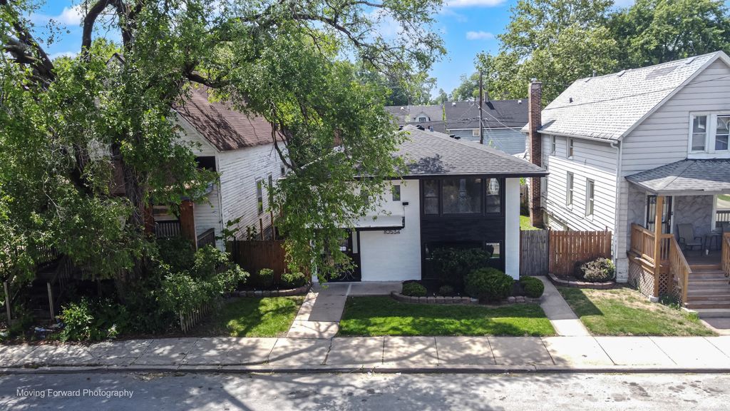 10536 S Wentworth Avenue, Chicago, IL 60628