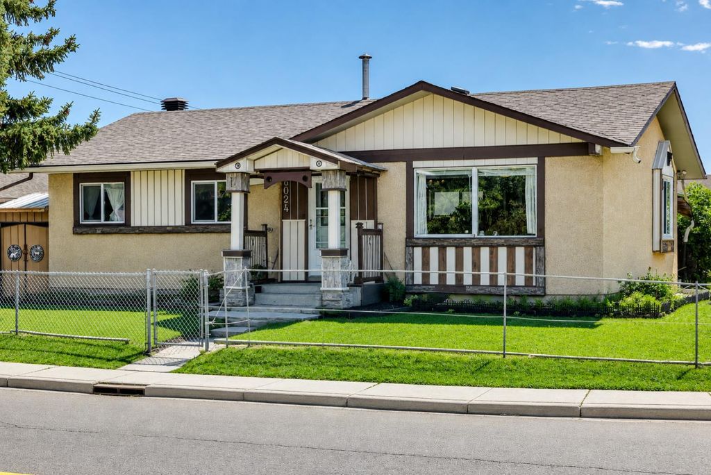 6024 Madigan Drive NE, Calgary, AB T2A 5V8