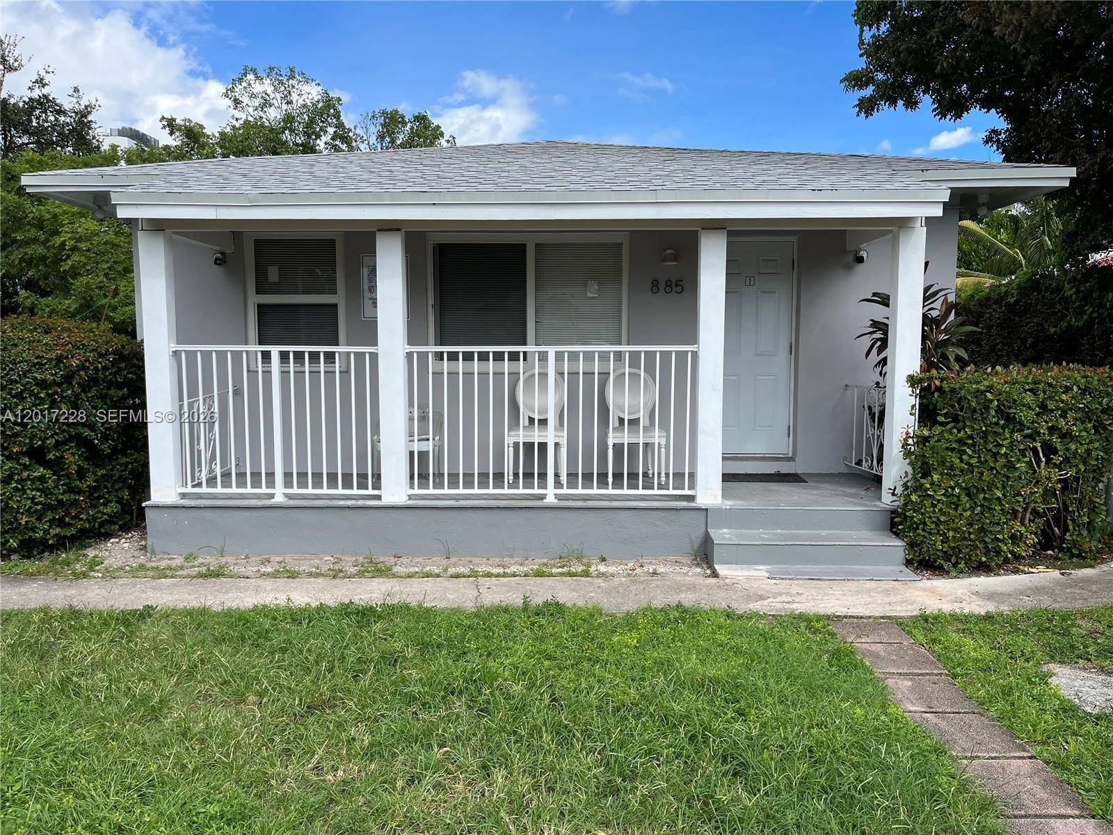 885 SW 29th Ave 6