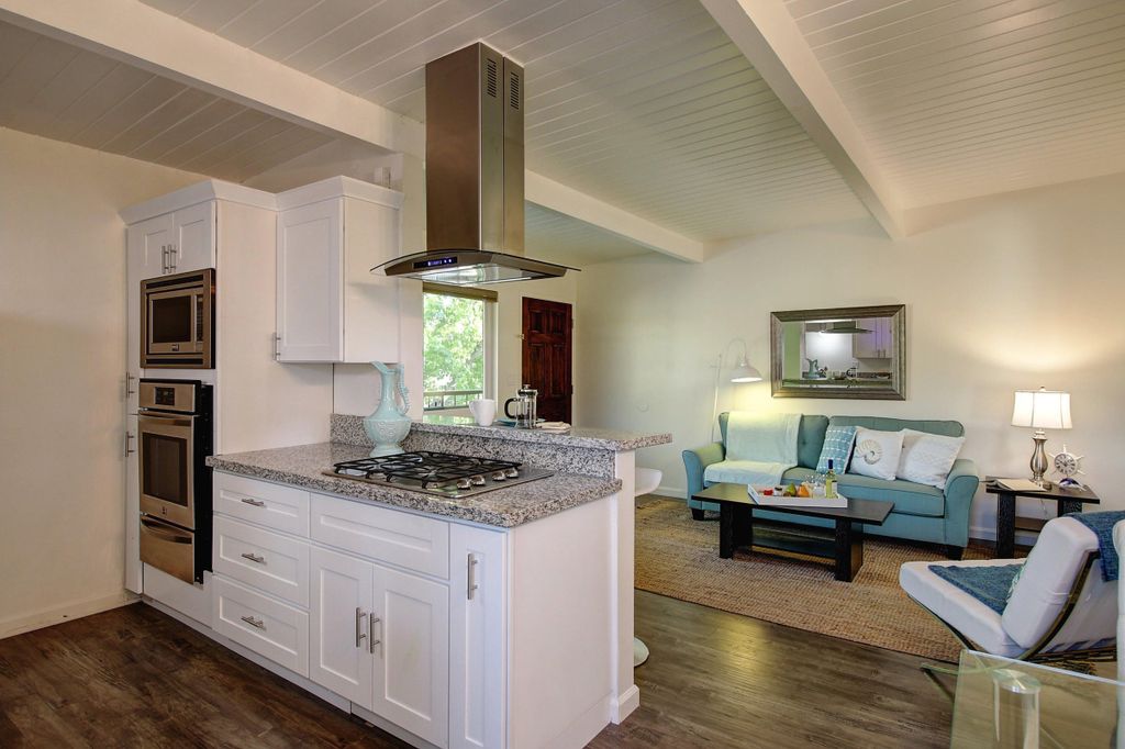 5446 8th Street 26, Carpinteria, CA 93013