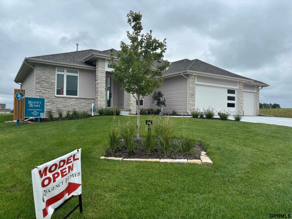 5409 N 191 Street, Elkhorn, NE 68022