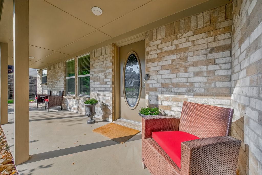 3023 Highland Laurels Drive, Kingwood, TX 77345