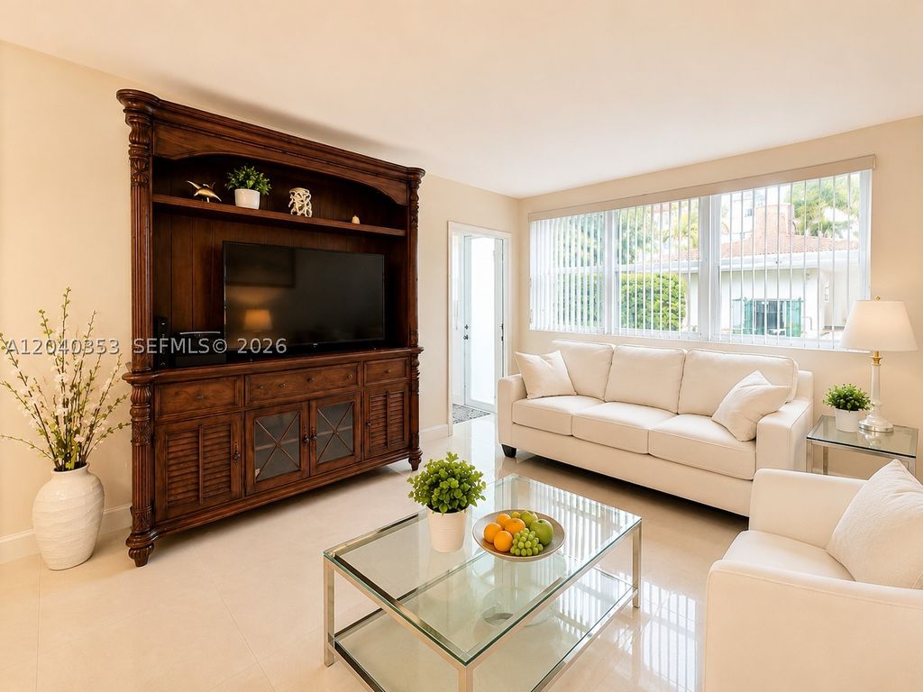 1333 E Hallandale Beach Blvd 106, Hallandale Beach, FL 33009