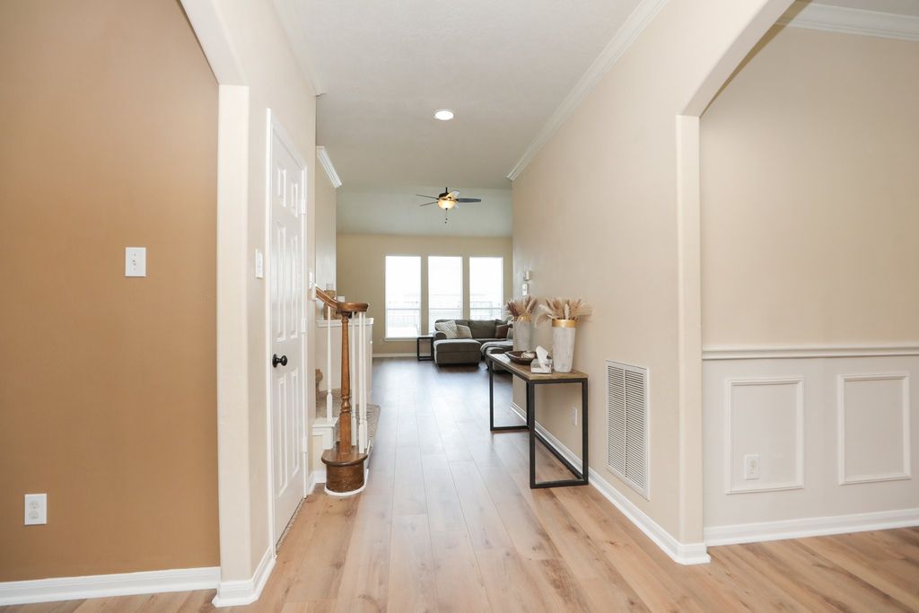 15802 Aberdeen Trails Drive, Houston, TX 77095