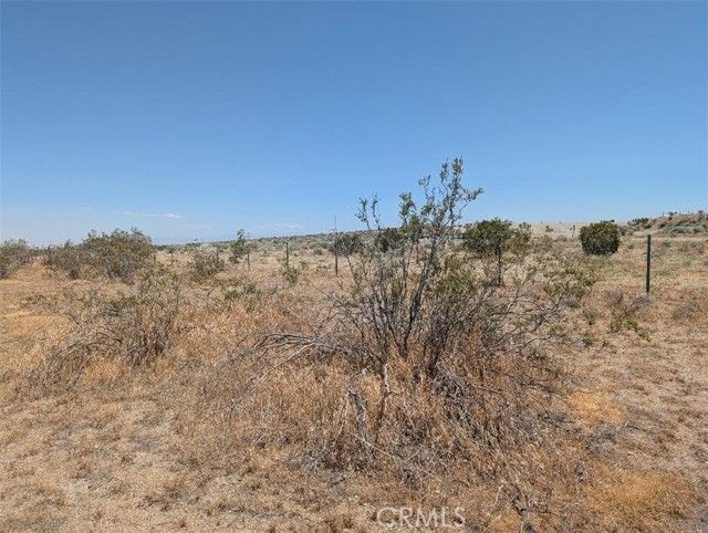 4 Avenue Xave #X2, Llano, CA 93544