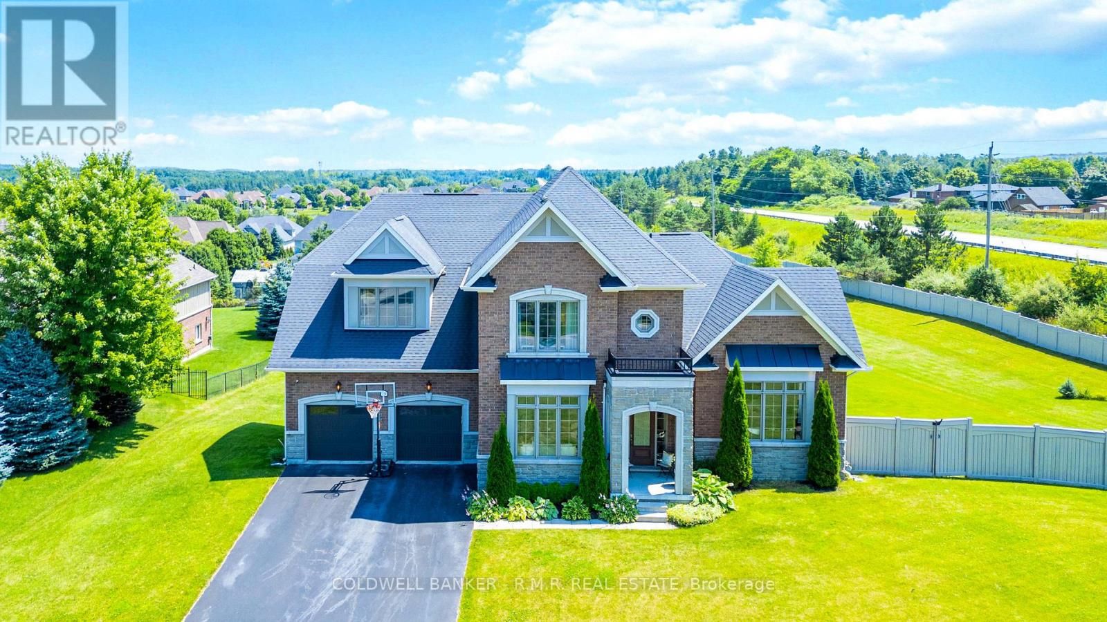 61-19 Forestgreen Drive, Uxbridge, ON L9P 0B8