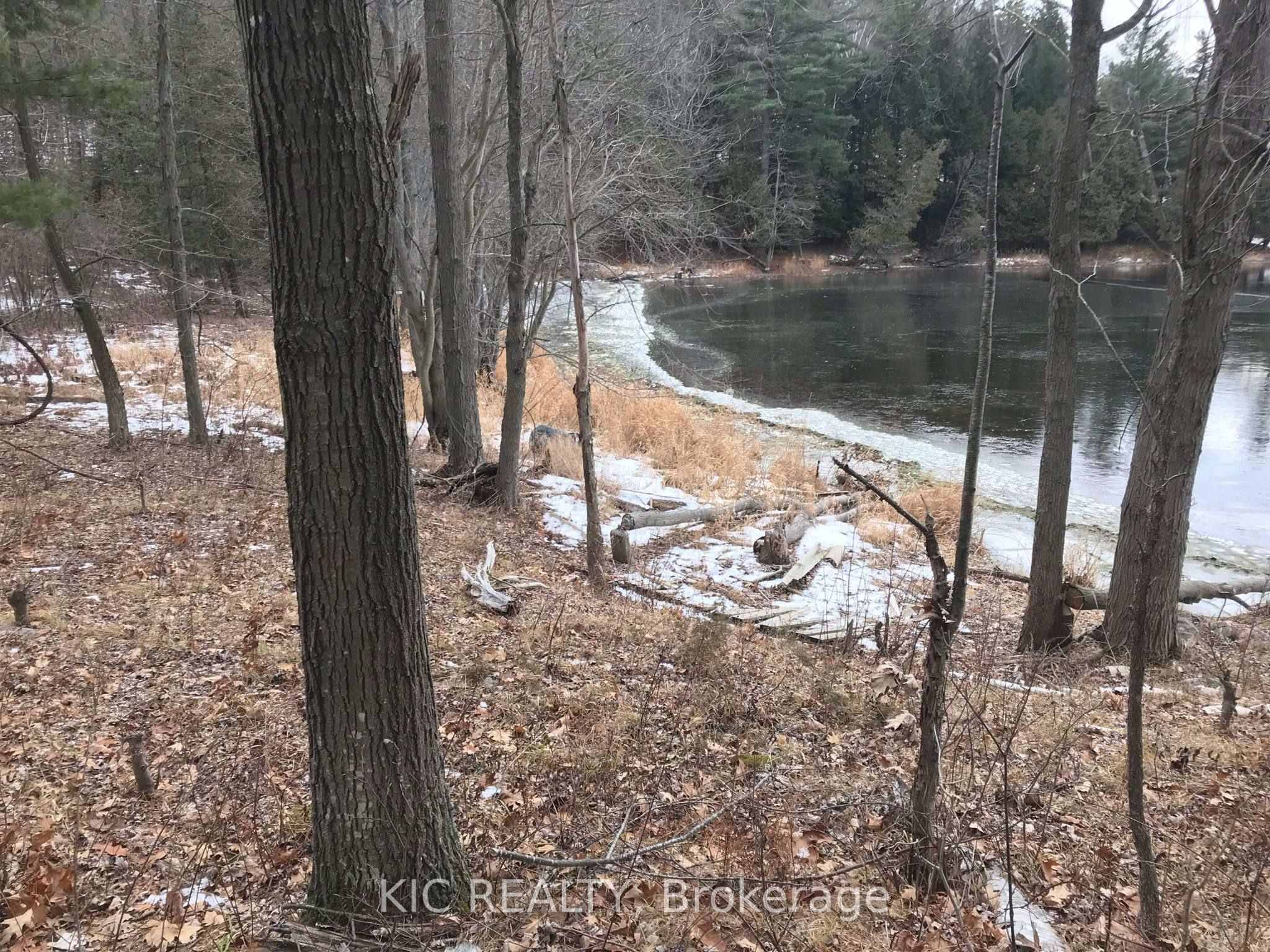 Hinchinbrooke RD N Frontenac, ON K0H 2W0