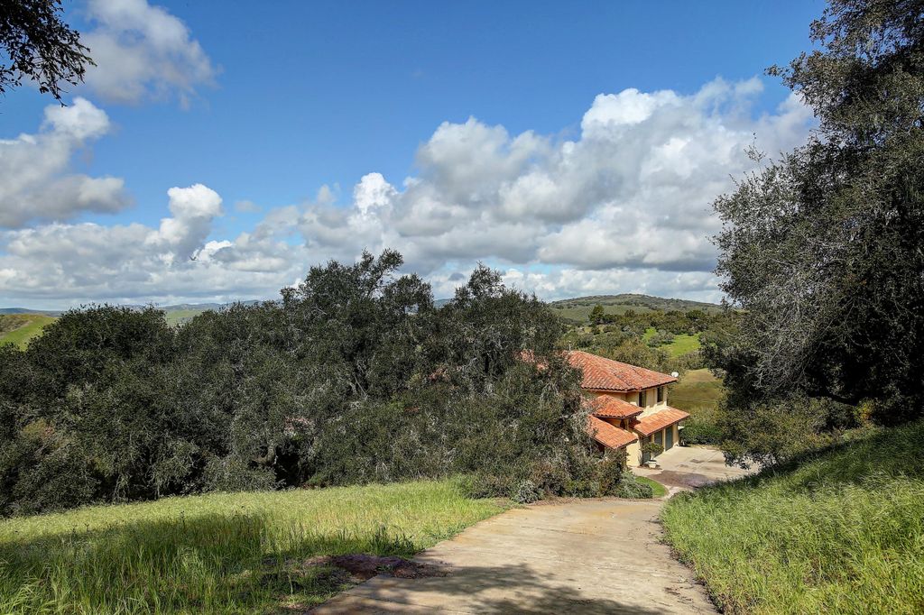 1415 Ribe Road, Solvang, CA 93463