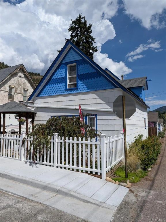 222 10th Avenue, Idaho Springs, CO 80452